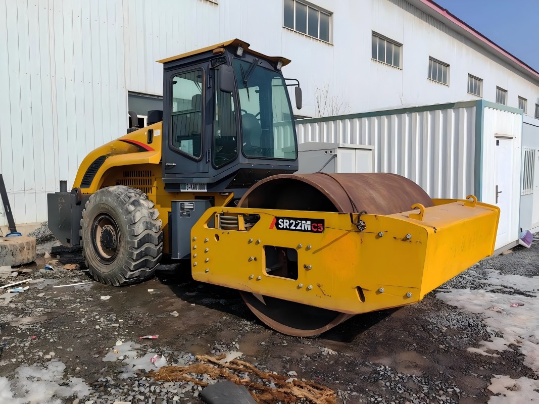 road roller1